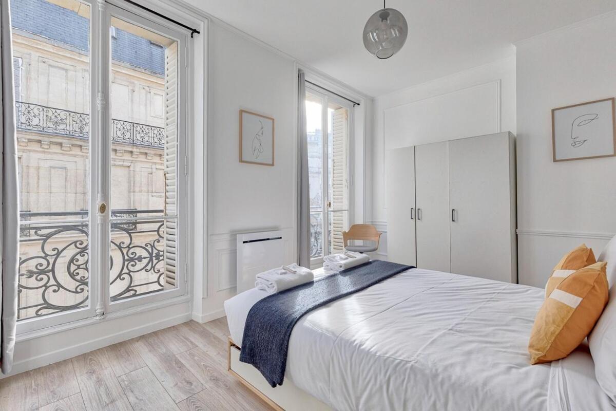 Joli Appartement Champs Elysees - 6P Париж Екстериор снимка